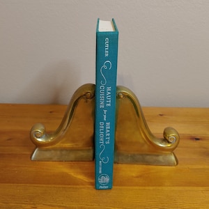 Vintage Cookbook Haute Cuisine for your Heart&#39;s Delight, A Low-Cholesterol Cookbook Gourmets, Carol Cutler, 1973 1st Ed., healthy recipes
