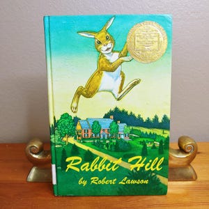 Rabbit Hill story and drawings by Robert Lawson, Newberry Award winner 1944, ex-library, Viking Press, 1972, vintage children&#39;s book