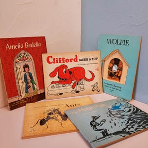 Classic Vintage Scholastic SBS Book Bundle, 5 paperback book lot, Amelia Bedelia, Clifford, Magic Fish, Wolfie, Ants, children's stories