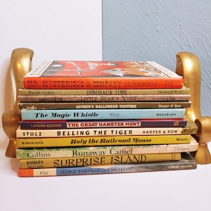 Lot of 11 Weekly Reader Book Club Hardcover Children&#39;s Books, 1960&#39;s-1970&#39;s, Stolz, Fritz, Minarik, Fleischman, vintage kid&#39;s chapter books