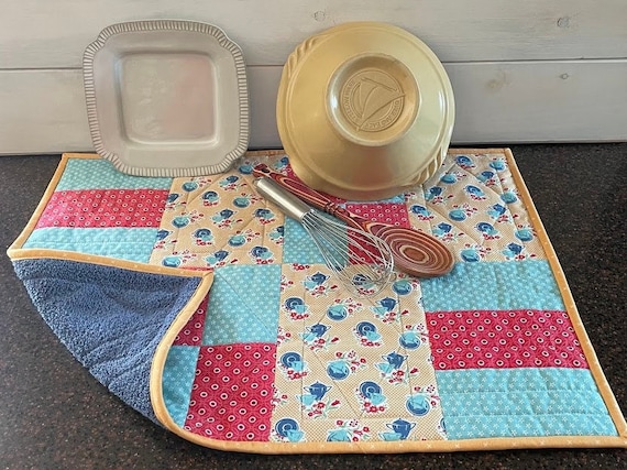 Retro Print Dish Drying Mat With Terry Cloth Back Dishwashing