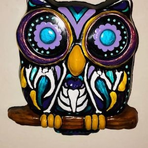Sztuka ścienna z sową, sztuka z sową, sztuka ścienna z gipsu, szkielet sowy, dzień zmarłych, wystrój Dia de los Muertos, sztuka ścienna z czaszką cukrową