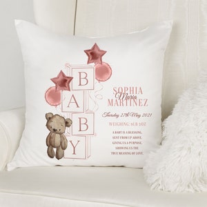 Gepersonaliseerde bruine teddyblokken geboortekussen | Baby Stat&#39;s | Perfect cadeau voor nieuwe baby | Teddy Blocks Kussen