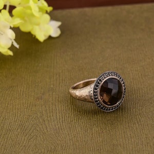 Vintage Smoky Quartz Ring: Sterling Silver, Black Gemstone