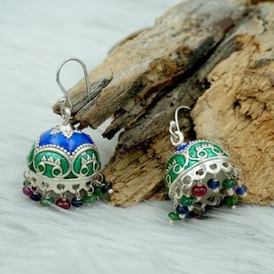 Meenakari Silver Jhumka Örhängen: Handmålade indiska smycken