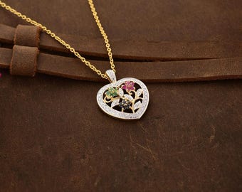 ルビー、サファイア、エメラルドのハートペンダントネックレス