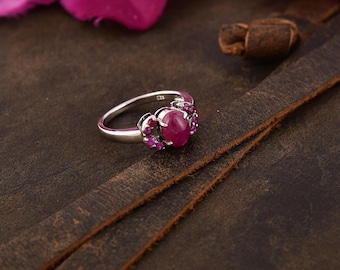 Anillo de plata de ley 925 con rubí cabujón: anillo con piedras preciosas auténticas.