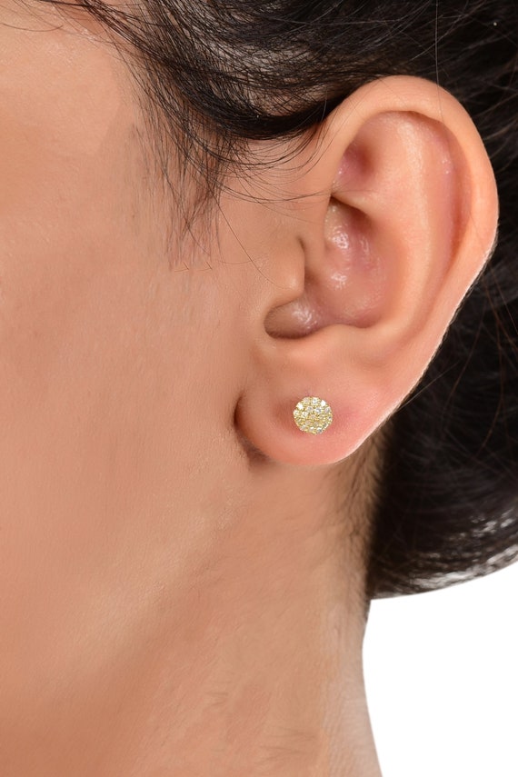 Dainty silver stud best sale earrings