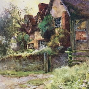Könnte beinhalten: Ein Aquarellgemälde eines malerischen Häuschens mit einem Strohdach, umgeben von üppigem Grün und einem Steinweg, der zur Haustür führt.