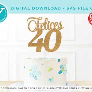 May include: Gold glitter cake topper with the text "Felices 40" in a cursive font. The topper is on top of a white cake with blue and green decorations.