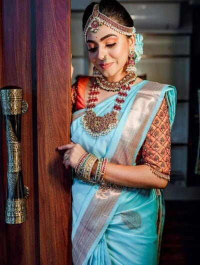 Blue saree bride clearance