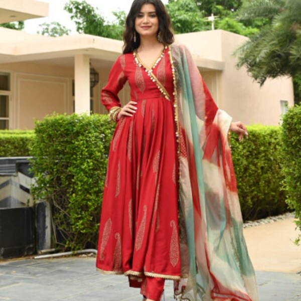 Red Gottwork Anarkali Flared Salwar Suit Dupatta