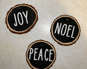 Simple Farmhouse Wood Slice Ornament