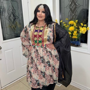 Afghan Dress Henadi image 3