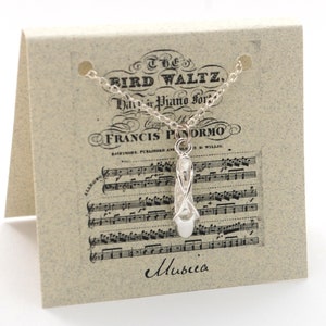 Ballet Slipper Pointe Shoe Necklace - silver