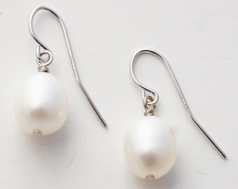 Vintage Cultured Pearl Drop Earrings - sterling silver