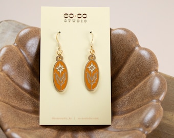 Star Flower Earrings in Orange ⋆ Gold Plated ⋆ 14kt gold-filled ear wires ⋆