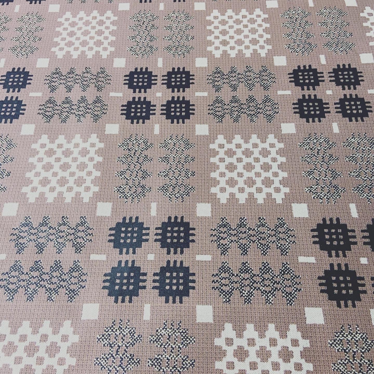 Welsh Blanket Tapestry Oilcloth Tablecloth Dusky Pink / Llian Bwrdd