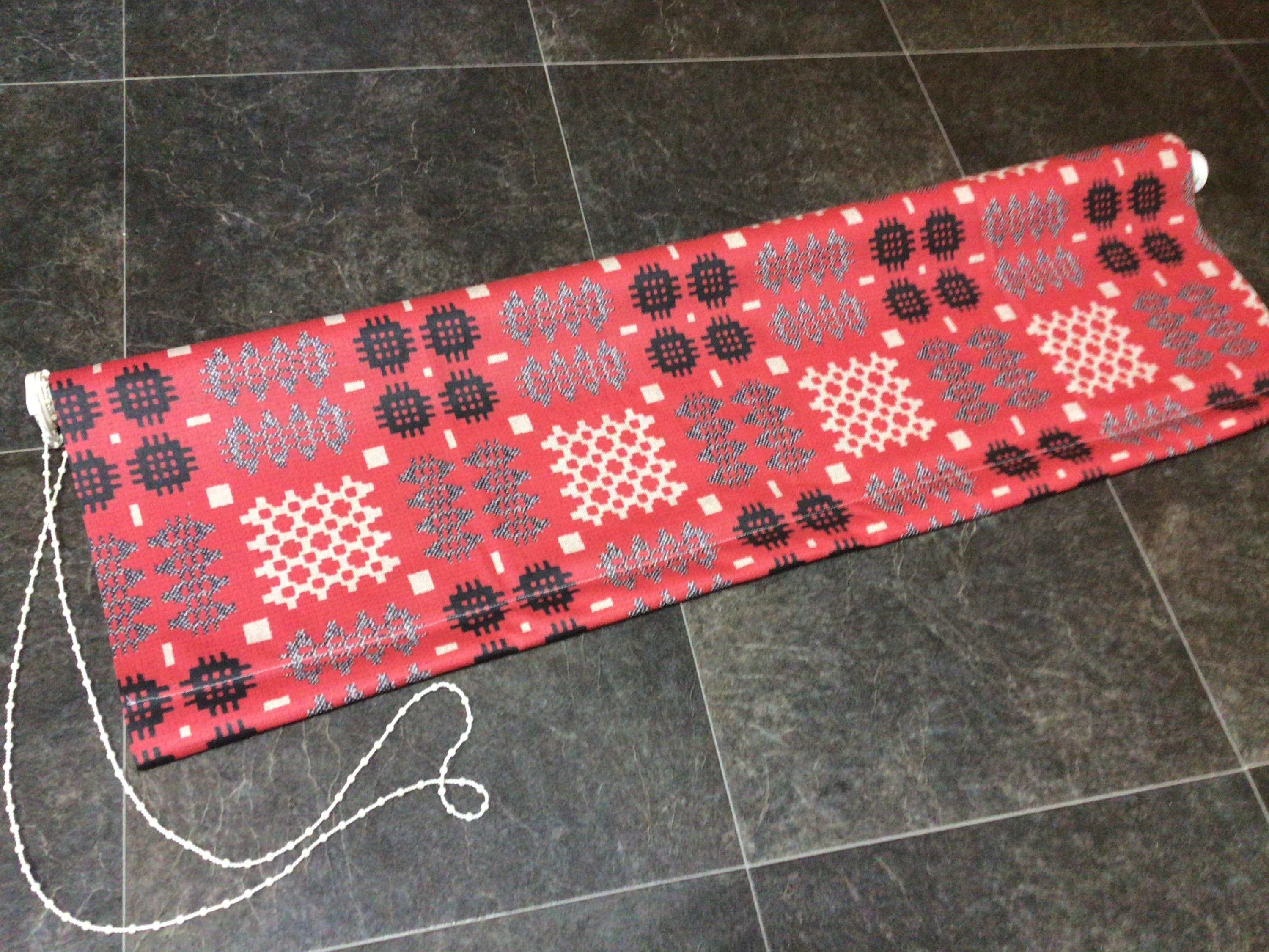 Welsh Blanket Tapestry Patterned Red ROLLER BLIND 122cms X 135cms Drop