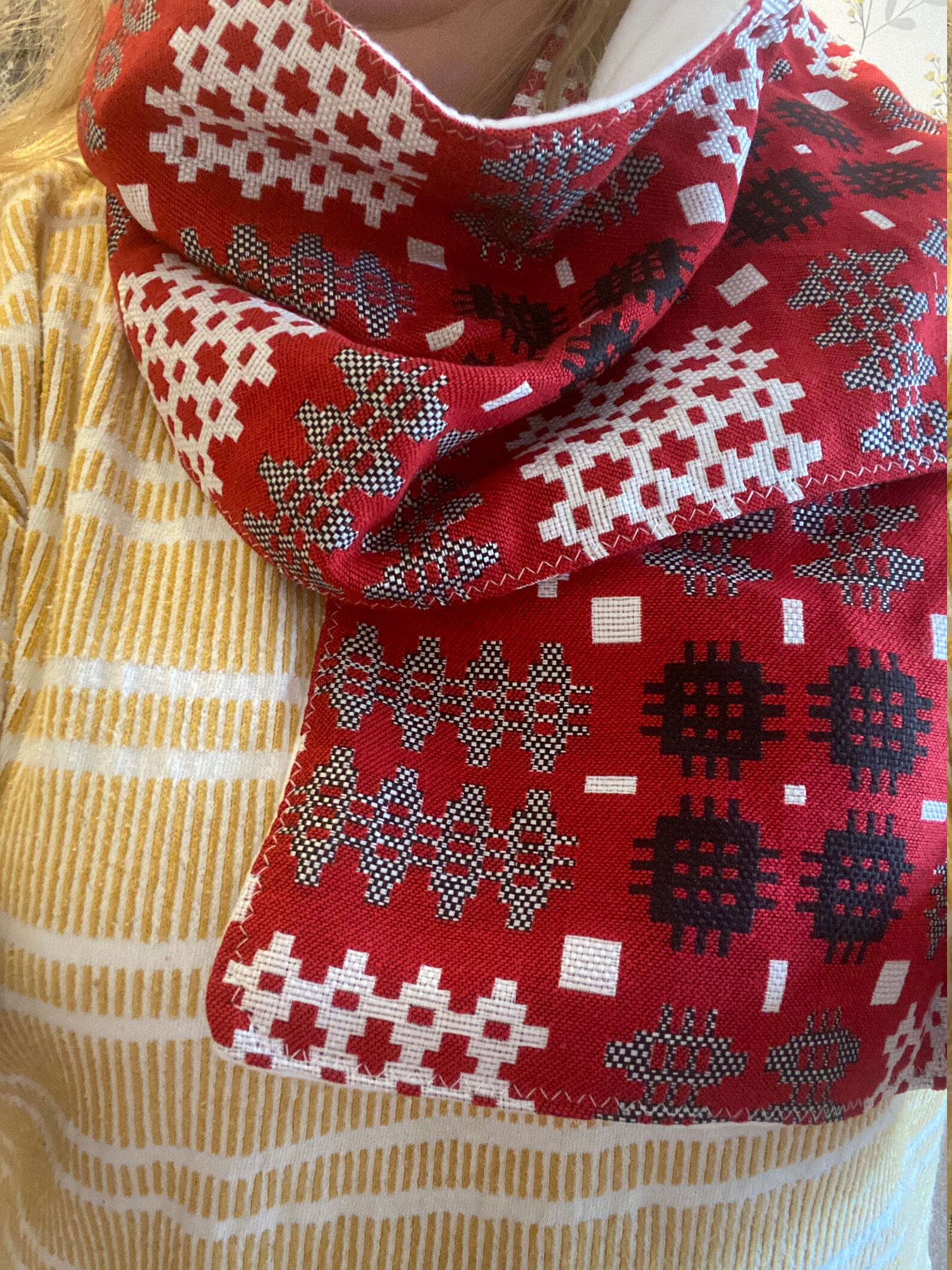 Welsh Blanket Tapestry Stunning Fleecy Lined Scarf in Red Etsy