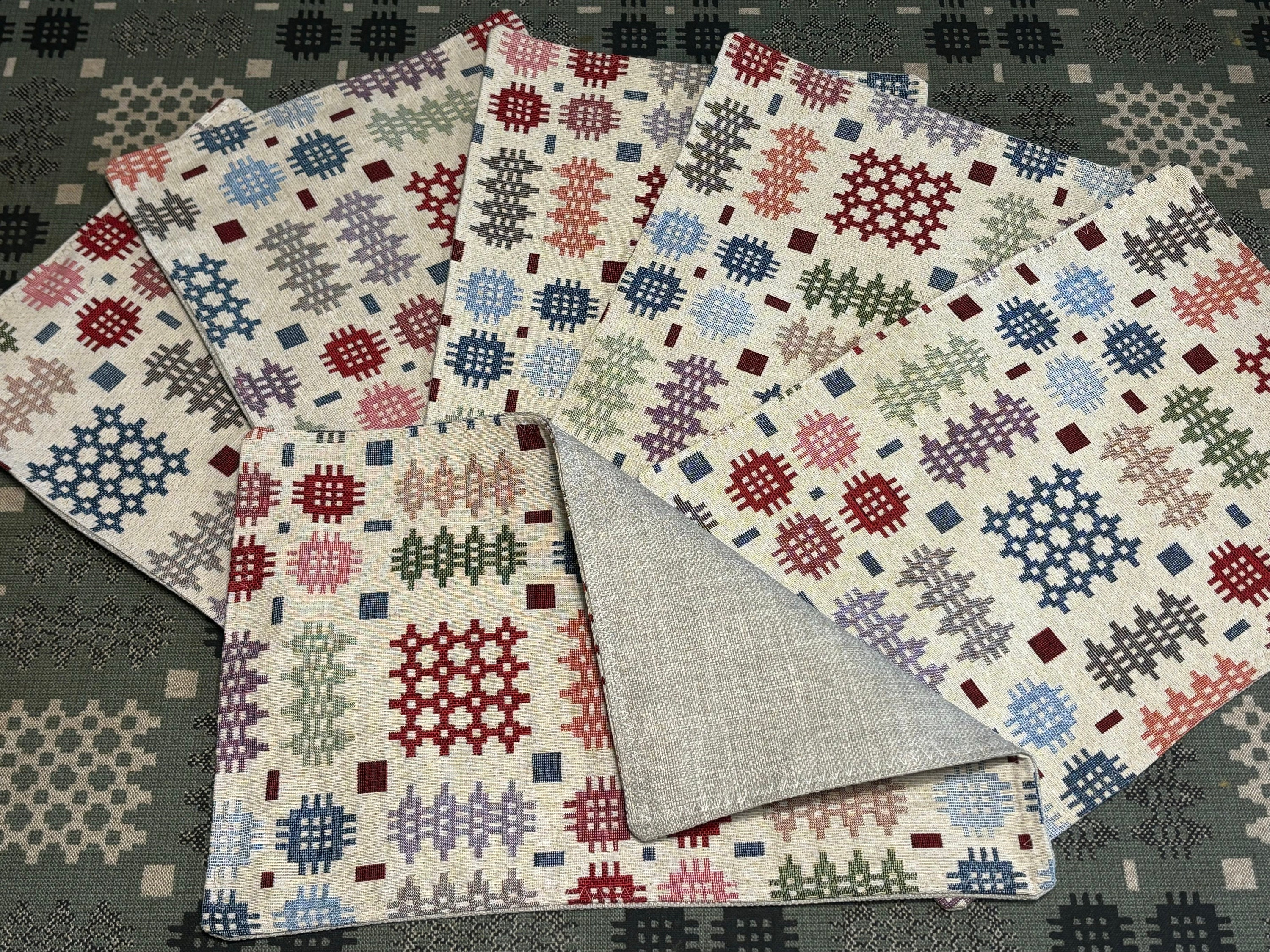 Welsh Mat Set of 6 Welsh Blanket Tapestry Table Mats : Matiau Bwrdd Carthen ...