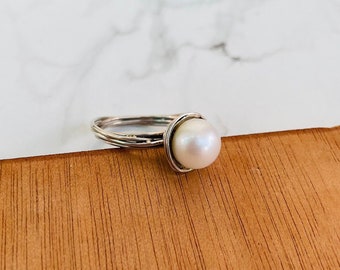 Pearl Ring for Women, Wire Wrapped Jewelry Sterling Silver, Promise Ring For Her, Dainty Rings, Handmade Pearl Jewelry