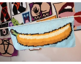 banana for scale / crochet tapestry pattern/ wall hanging/ wall art