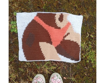 Crochet tapestry pattern - Peachy beach, bikini