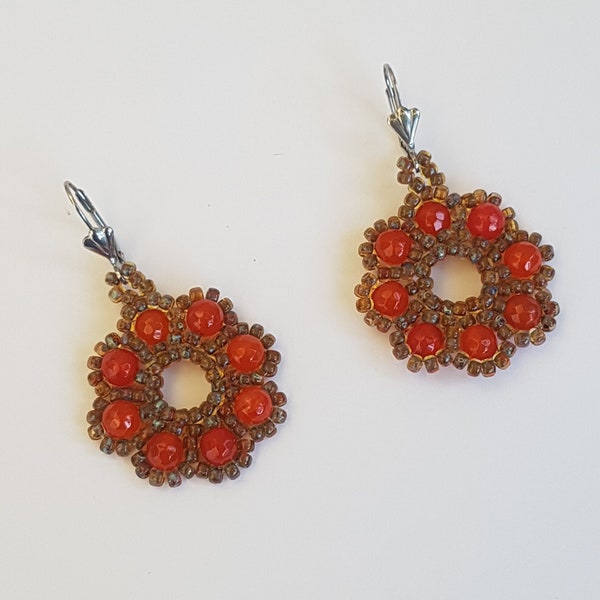 Boucles d'oreilles Rondes Femme en PIERRE Fine facettée  Agathe  teintée orange et perles en verre de MIYIKI ambre Picasso