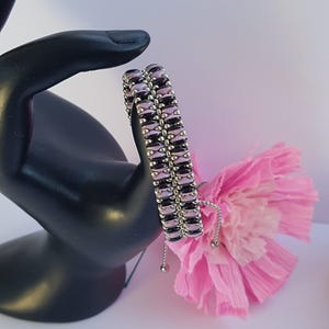 SUPERDUO two-tone pearl bracelet Black and light pink MIYUKI seed beads Silver Adjustable clasp in stainless steel Elegant handmade bracelet