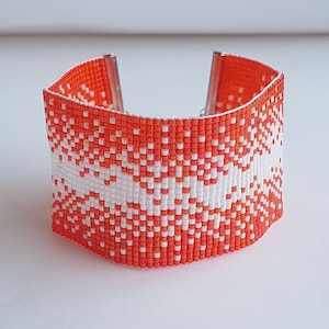 MIYUKI Women&#39;s Bracelet White on an orange-red Handmade Weaving on a Loom Magnetic Clasp Stainless Steel BOHO Cuff Jewel