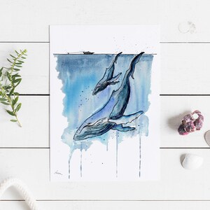 Balena cosa abbiamo qui! Divertente carta balena e barca, acquerello e inchiostro, creature del mare profondo, animali sottomarini, carta balena e bambino