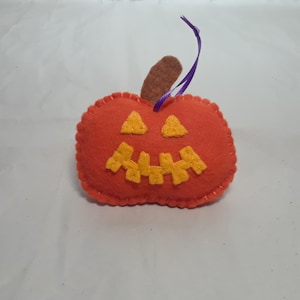 Jack-o-Lantern Felt Mini Plush