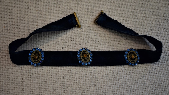 Vintage Blue Velvet Choker