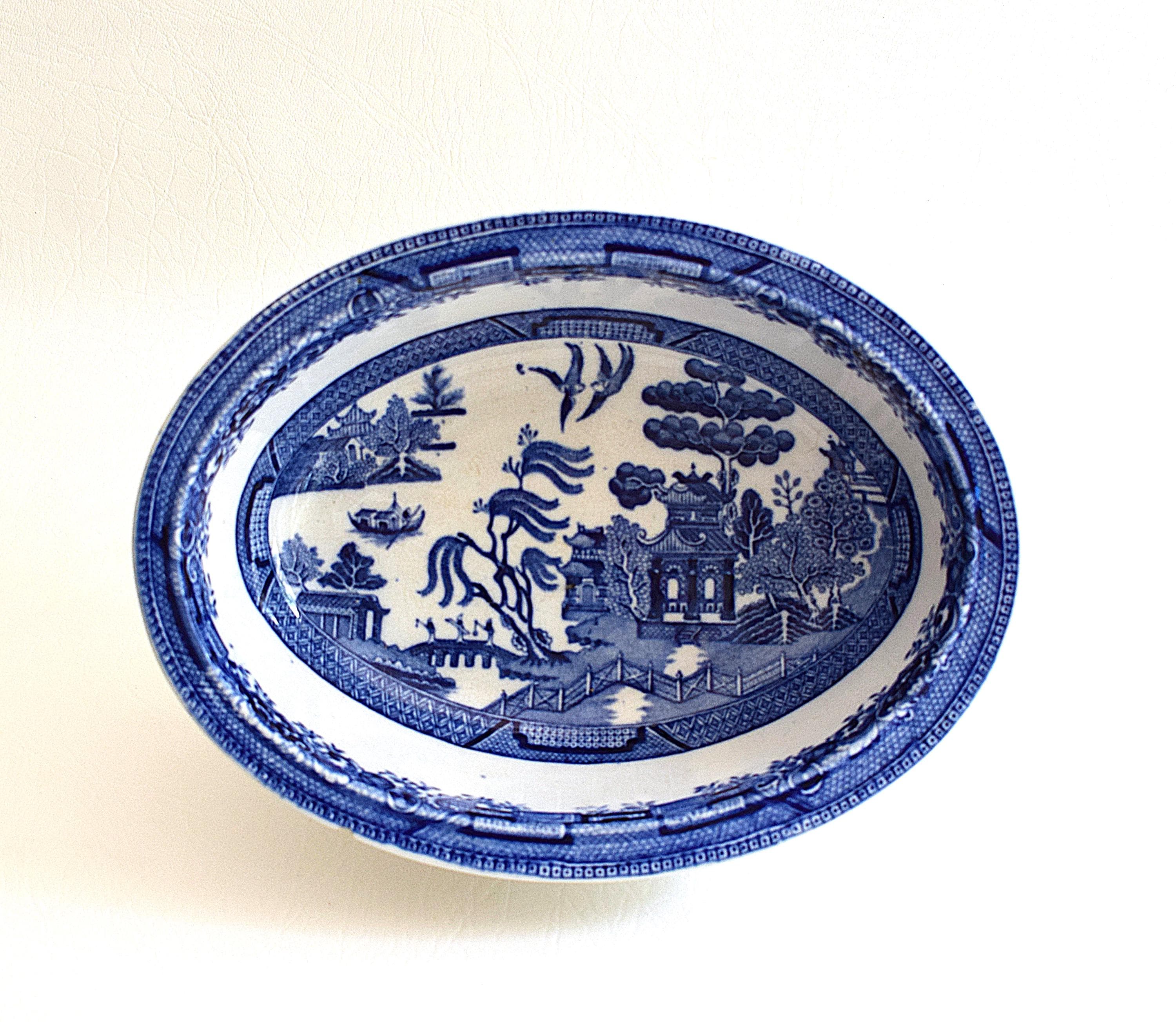 Small Blue Willow Vegetable Bowl, 