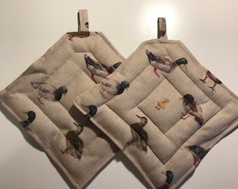 Set of 2 handmade, pot / pan holder - baker gift, Robins bees