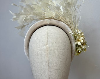 Creme Feder Fascinator Stirnband: Hochzeit Statement Piece