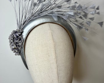 Feather headband, Silver Grey Fascinator, Statement Fascinator, Wedding Fascinator, Races Fascinator, KittyMay.online