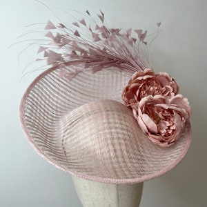 Rose pink Lattice Weave Sinamay Fascinator, Feathers & Peonies, Statement Fascinator, Wedding Fascinator, Races Fascinator, KittyMay.online