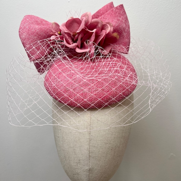 Pink Round Sinamay Fascinator with Bow and birdcage veil Wedding Races Ascot Fascinator KittyMay.online