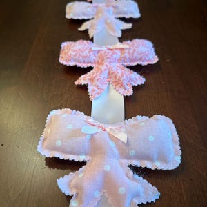 Pink Bow Garland: Handmade Coquette Dorm & Party Decor