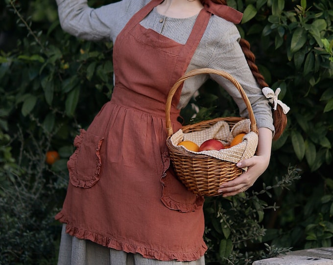 Custom Linen Apron with Ruffle Pockets | Handmade European Flax, GOTS Certified Organic