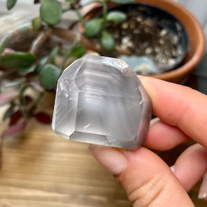 High Quality Polished Phantom Lithium Quartz from Brazil
