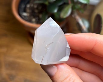 High Quality Phantom Lithium Quartz Tower from Brazil