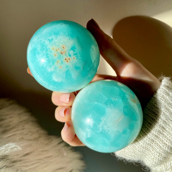 Extra High Grade CARIBBEAN CALCITE Spheres from Pakistan (1) – You Choose