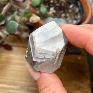 High Quality Polished Phantom Lithium Quartz from Brazil