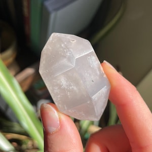 High Quality Polished Phantom Lithium Quartz from Brazil