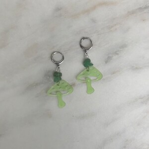 mushroom crystal earrings - glow in the dark - stainless steel huggies hoops - silver - gift - hippie accessories - green aventurine