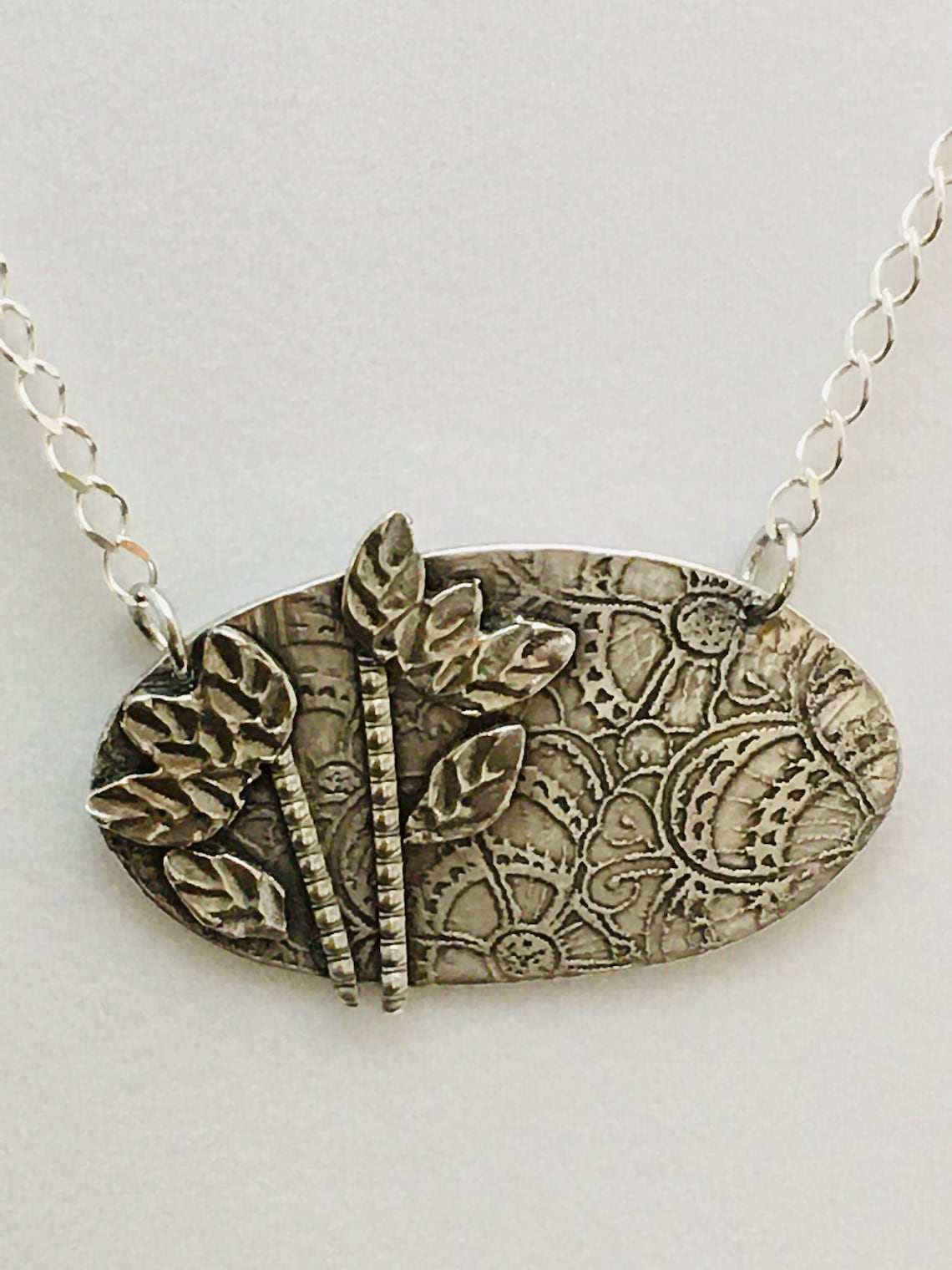 Etched Sterling Silver Flower Necklace Etsy Italia