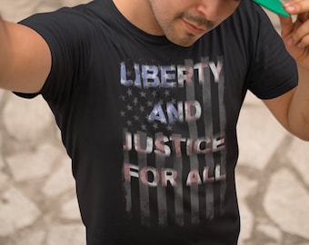 Freiheit und Gerechtigkeit für alle - Amerikanische Flagge - Gildan 5000 T-Shirt